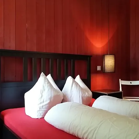 Gemuetliches Strandhaus Rote Hilla Mit Boot Am Salzhaff Pepelow Nahe Wismar Feriehus *