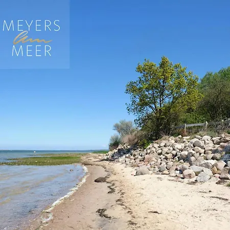 Feriehus Gemuetliches Strandhaus Rote Hilla Mit Boot Am Salzhaff Pepelow Nahe Wismar Klein Stromkendorf